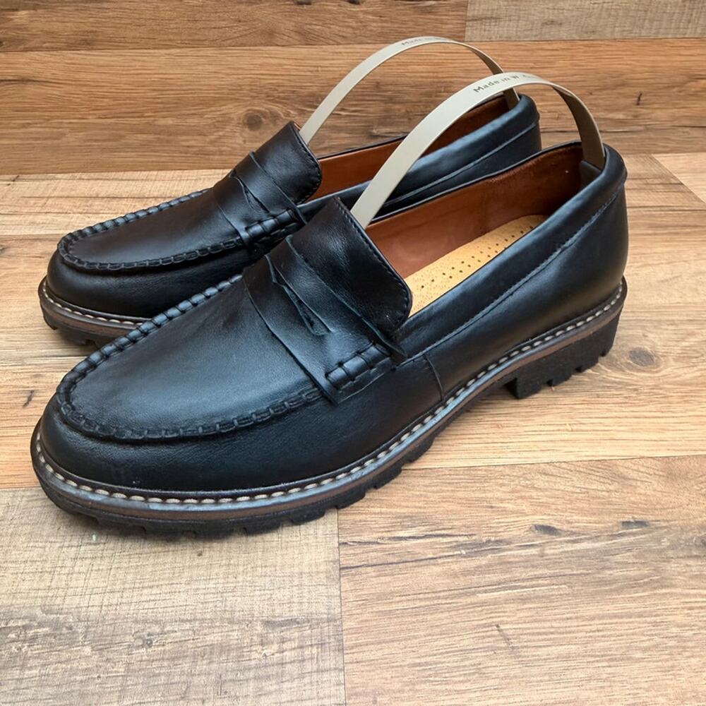 Coccine women size 8.5-9 40Eu Classic Black Leather Penny Loafers